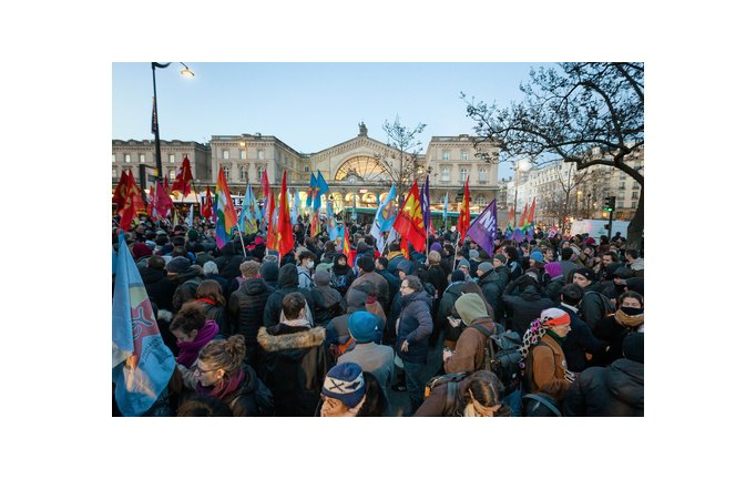 Attaque terroriste au couteau en plein Paris